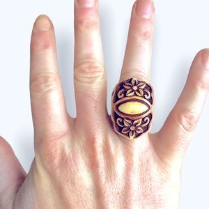 Amazing wooden tribal-inspired ring sz. 7.5